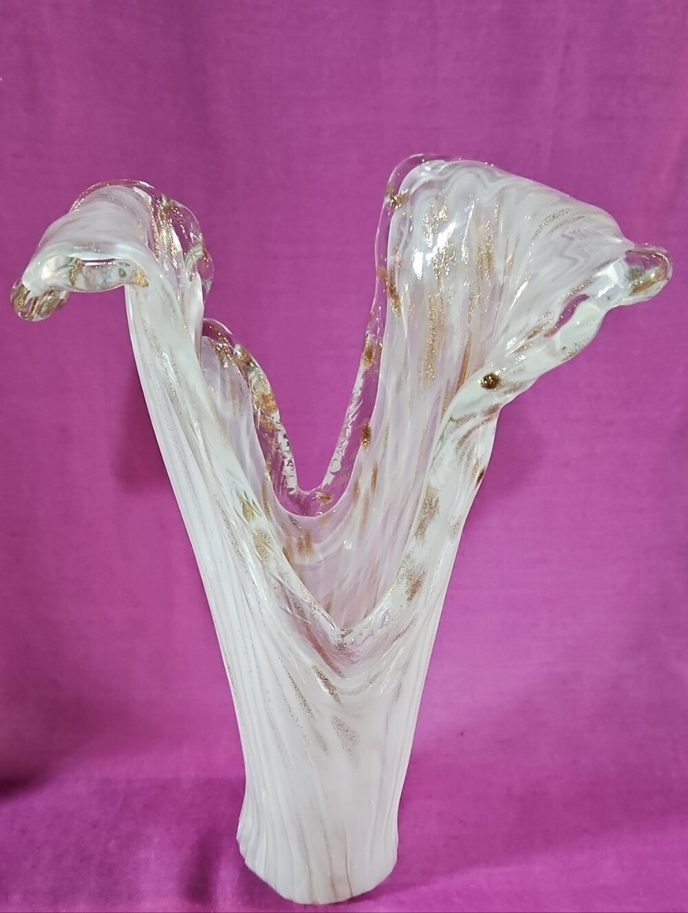 VTG Aventurine Swung Splash Drape Jack in the Pulpit Trumpet Horn Art Glass Vase